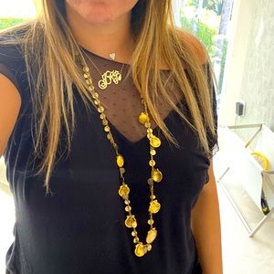 Gold vintage shell  necklace. Long between 18-20”